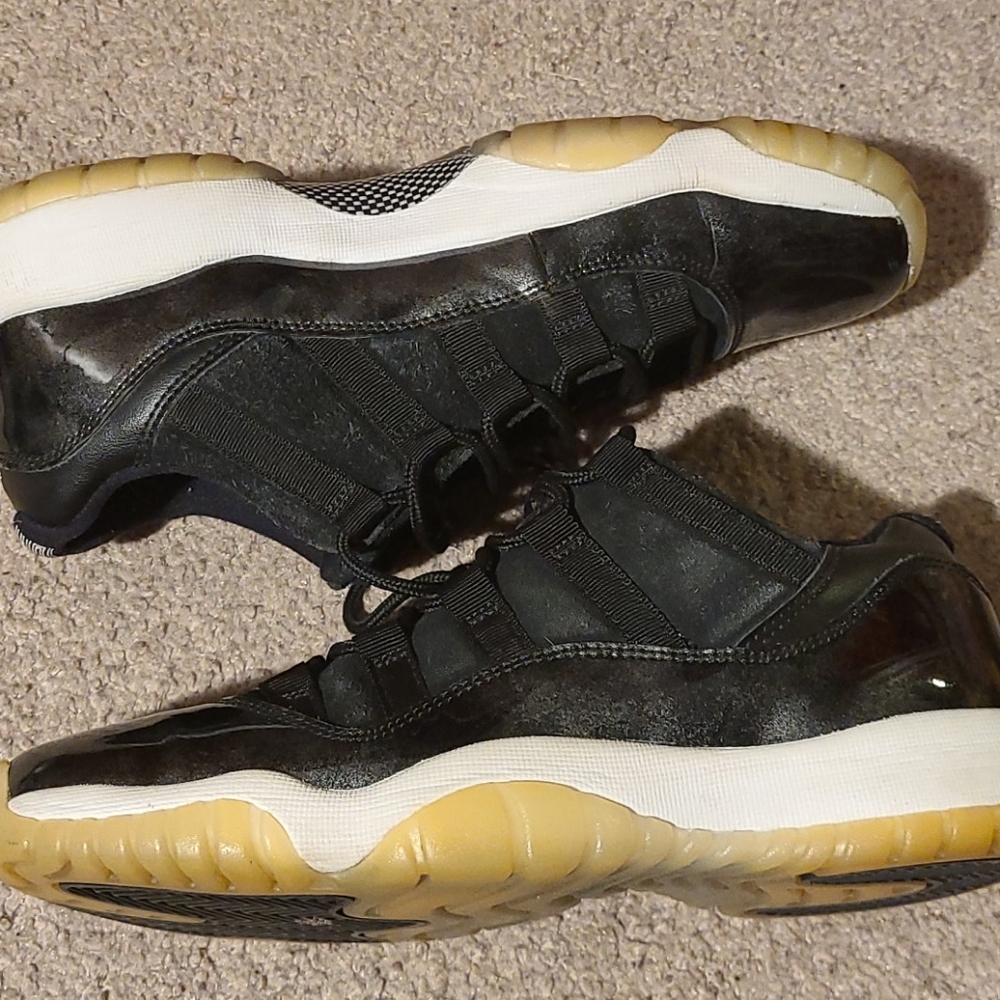 Jordan Retro 11 Low Baron